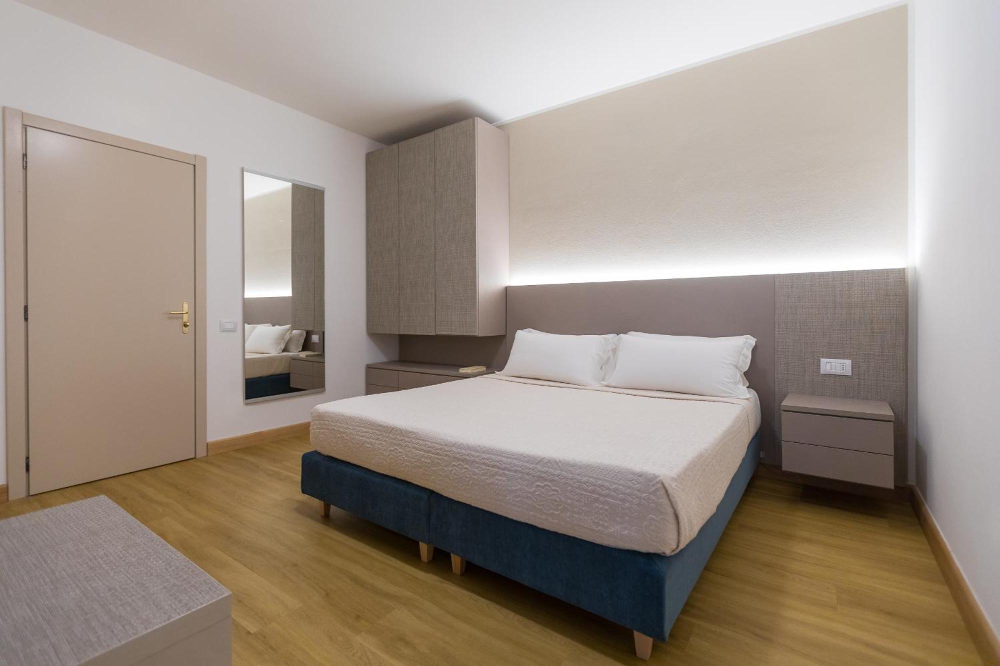 Lu' Hotel Porto Pino SantʼAnna Arresi المظهر الخارجي الصورة