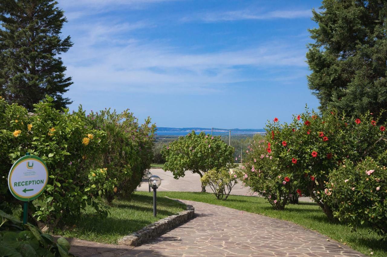 Lu' Hotel Porto Pino SantʼAnna Arresi المظهر الخارجي الصورة